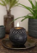 32748-black-2